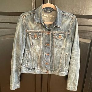 Gap icon denim jacket